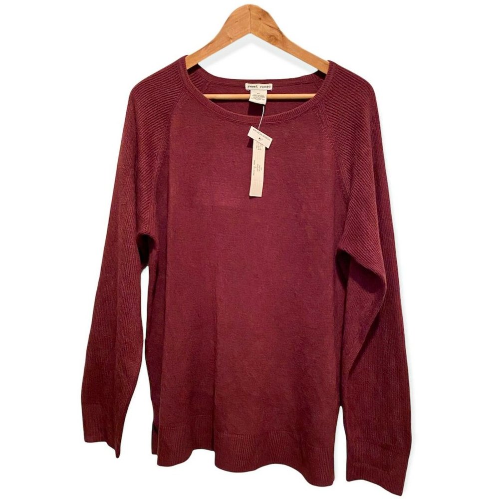 Sweet Romeo Womens Size XL Long Sleeve Crewneck Ribbed Pullover Sweater Burgundy
